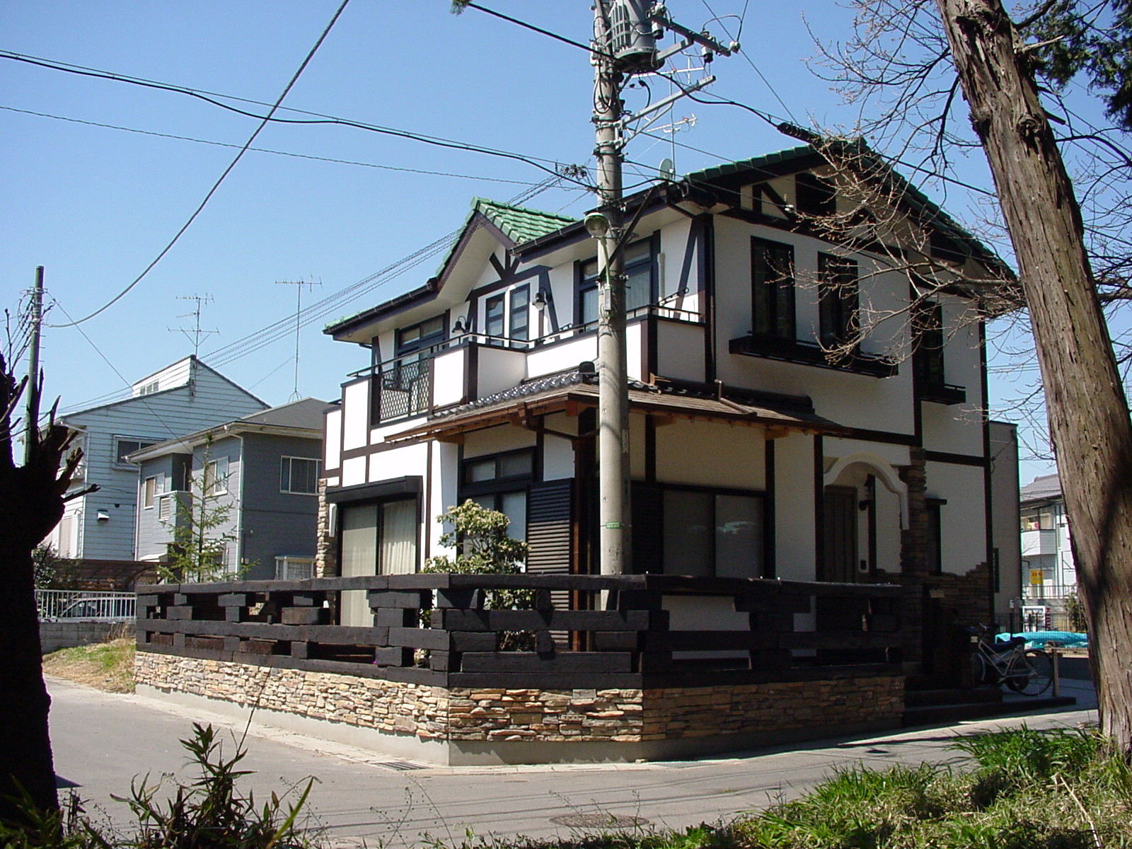 蓮田市　木造２階建て大正ロマンの注文住宅