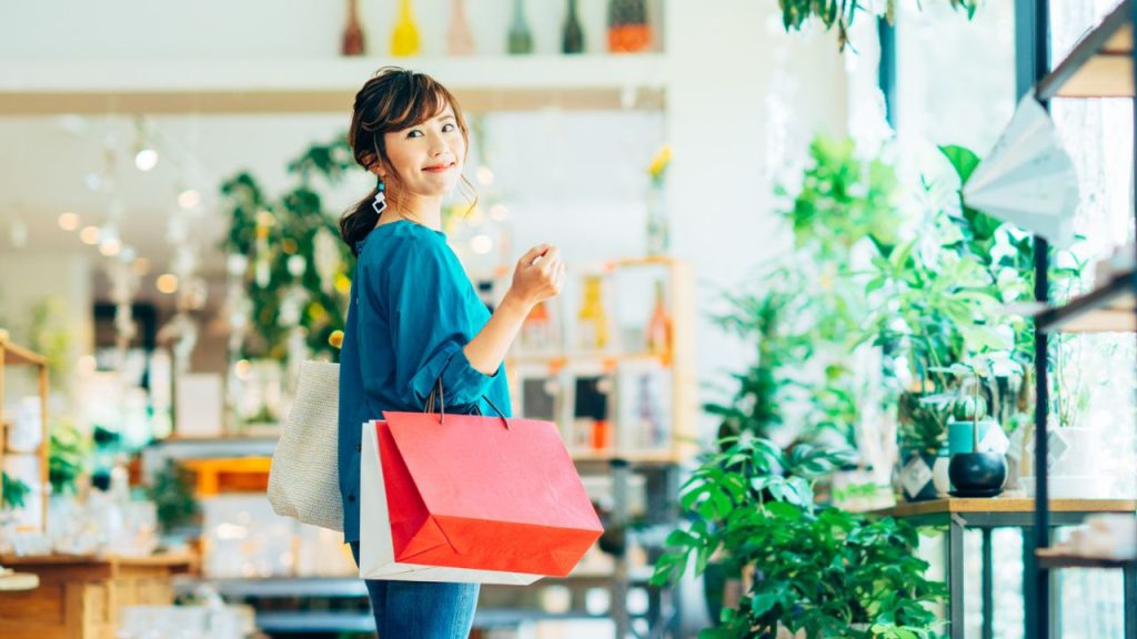 4. 駅周辺での買い物も便利