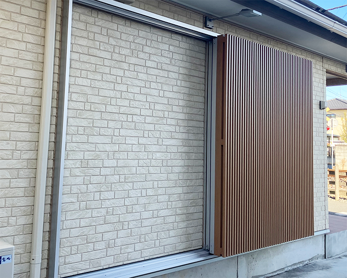 鴻巣市　木造2階建て大屋根の家　高断熱、高気密、床下AC全館暖房仕様